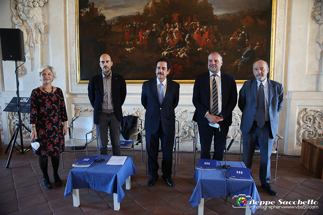 VBS_2022 - Mostra  Il mondo in una stanza. Testimonianze di culture extraeuropee.jpg